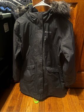 Columbia Kids Black Puffer Jacket with Faux Fur Hood